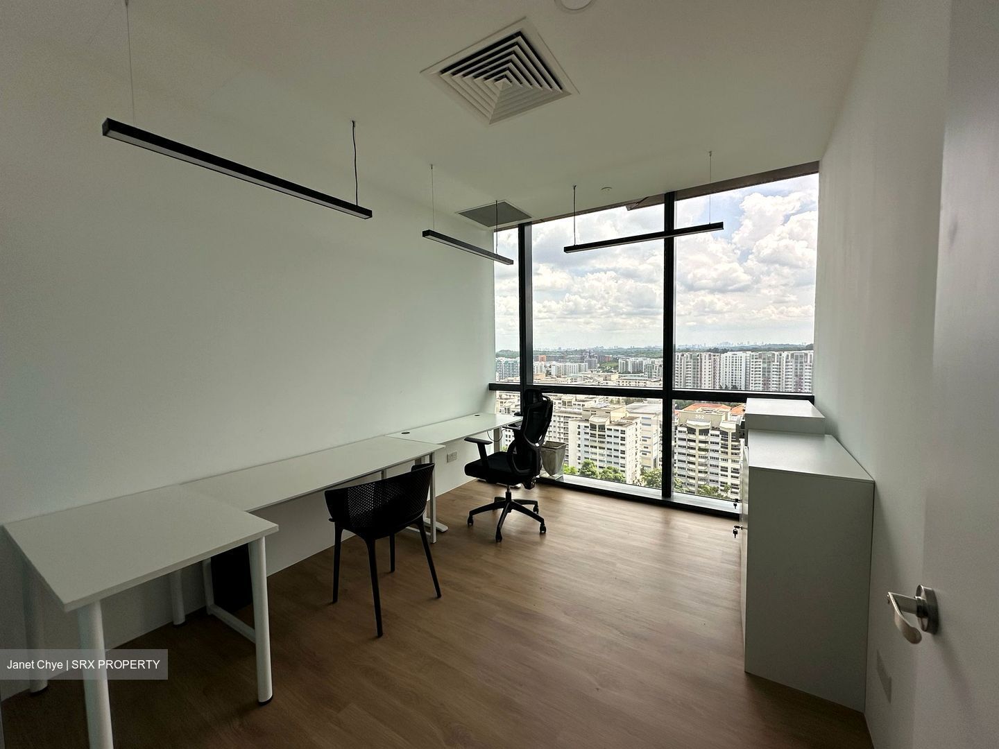 Woods Square (D25), Office #500491371